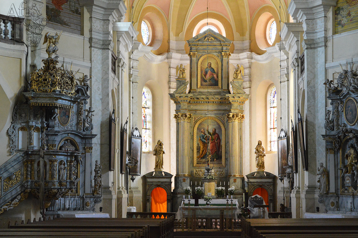 Mnichovské hadce - kostel Petra a Pavla v Mnichově