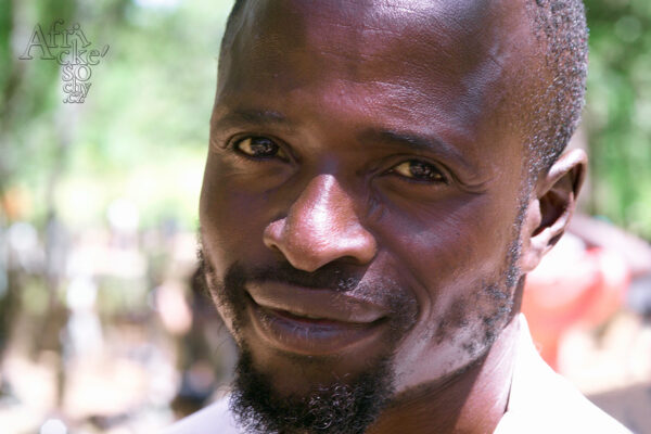 Sochař Semete Doreka – Tengenenge 2007