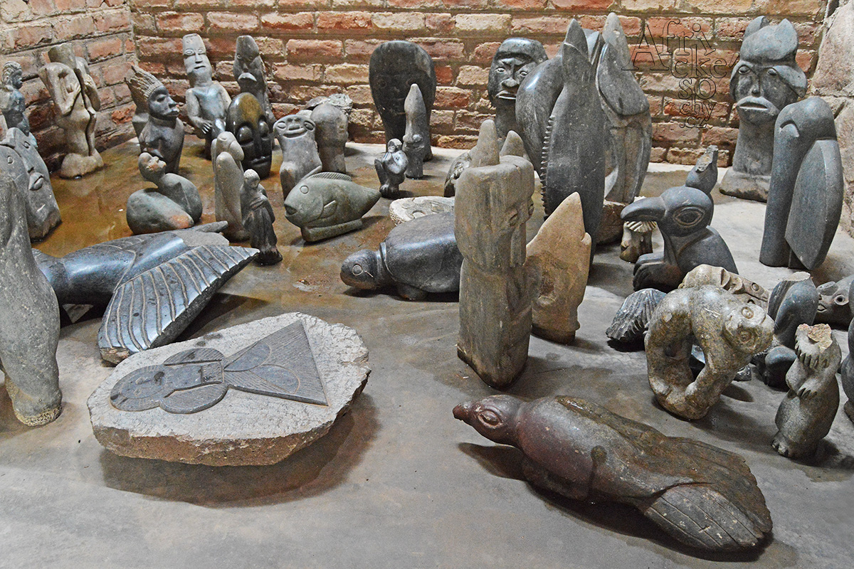 Tisk z kamene v Tengenenge – zapomenutá kapitola zimbabwského sochařství